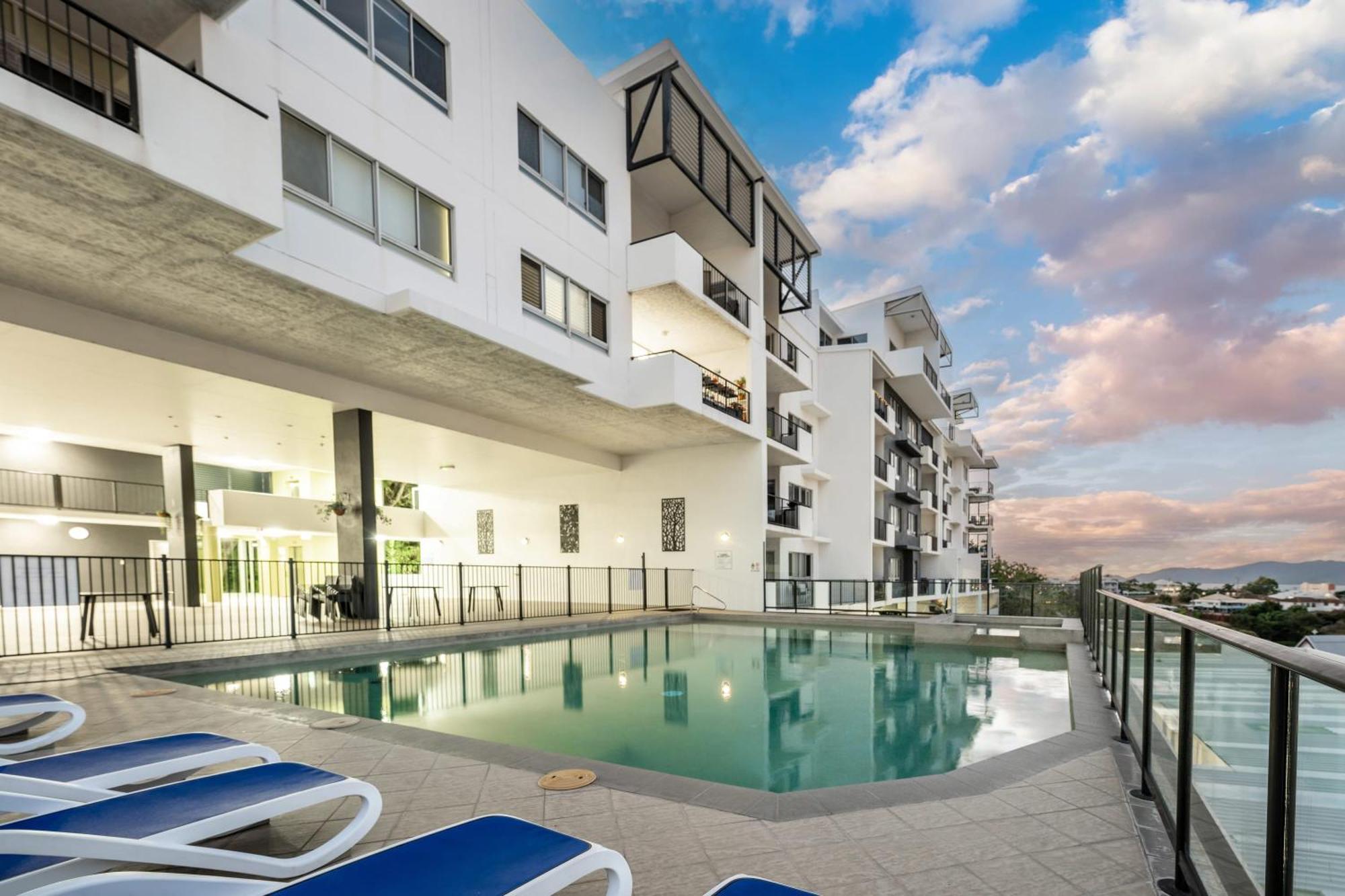 Apartment Centre Retreat
